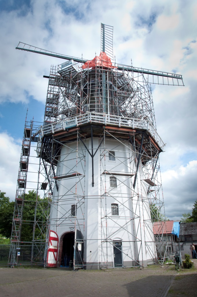 Wilhelmina in steigers foto Roelof Kooiker klein