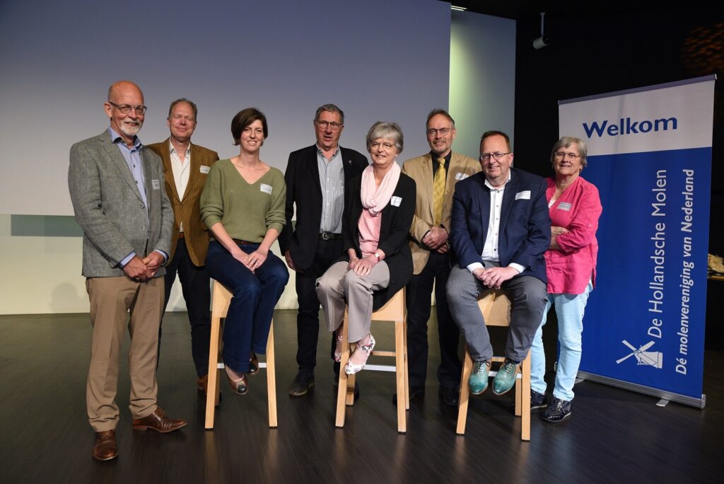 20220423_MED_Bestuur per 23-04-2022_Roeleof Kooiker_rv (1)klein